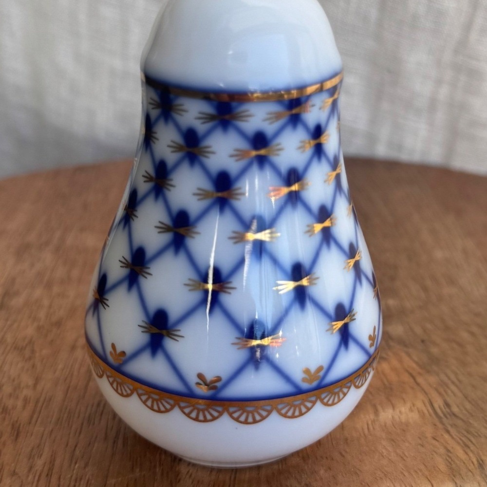Lomonosov Cobalt Net Russian Porcelain Pepper Shaker Blue Gold Rare Replacement - Picture 2 of 7